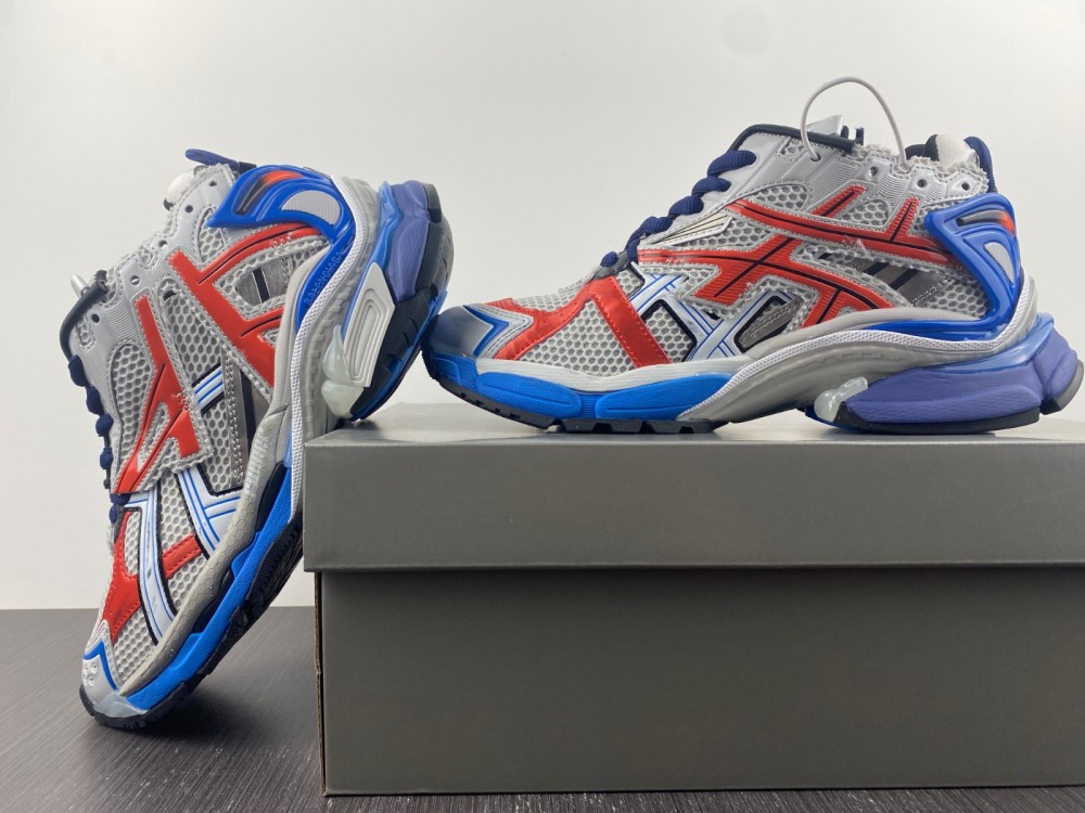 Ba*len*cia*ga runner sneakers