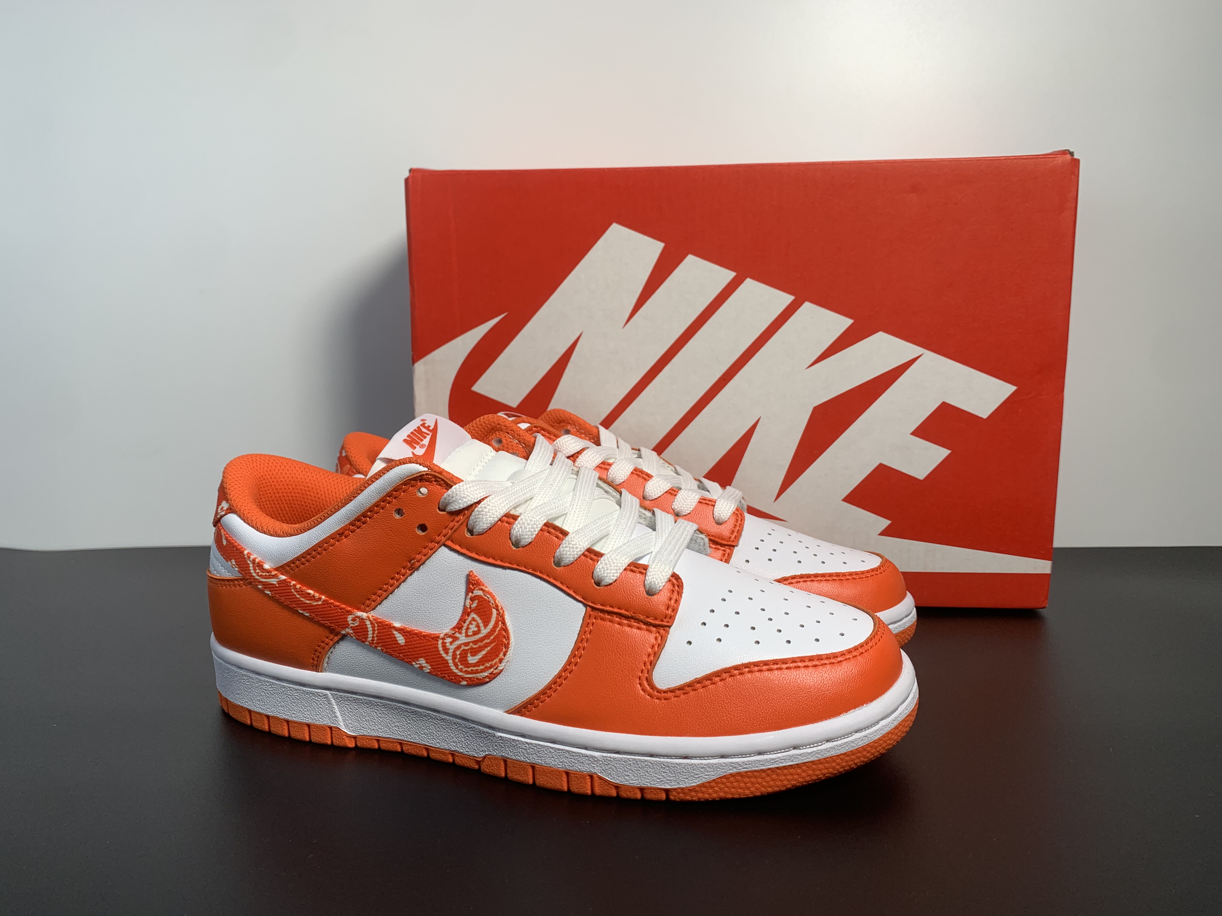 Dunk Low Essential Paisley Pack Orange DH4401-103