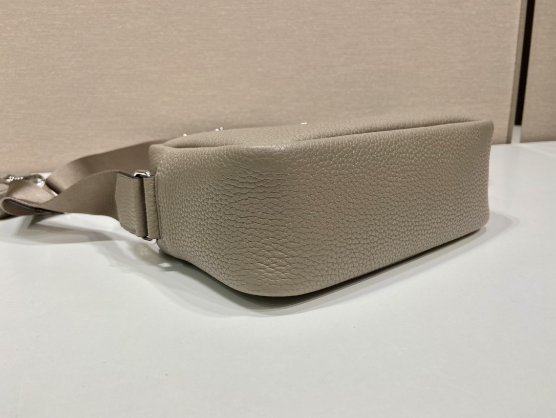 Pra*a 1bh182 crossbody bag -22*14.5*8cm