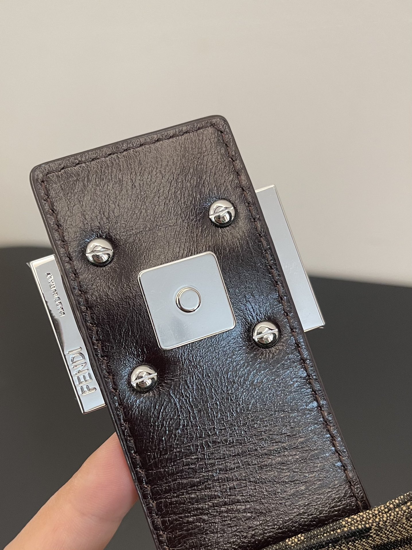 F**di vintage handbags-19x15x14cm