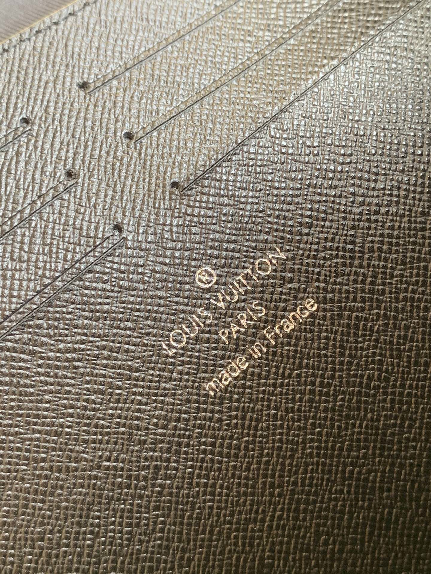 l0*is V*t0n new pouch-21*27*5cm