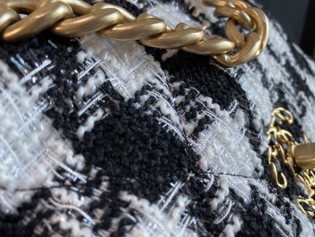 Ch@nel 19 Flap Bag-26CM