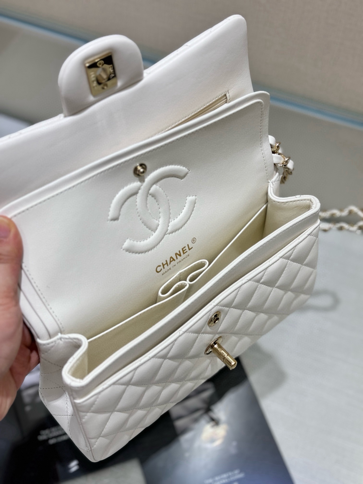 Ch@nel Flap Bag-Lambskin Leather-23CM