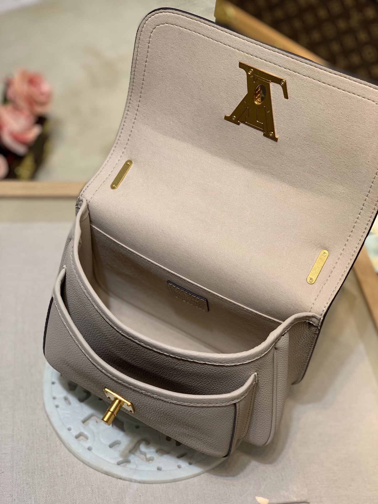 l0*is V*t0n lockme handbags pm-m57073-23*17*11cm