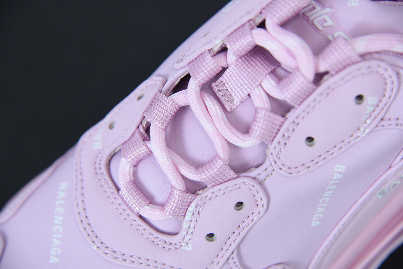 Ba*len*cia*ga triple s