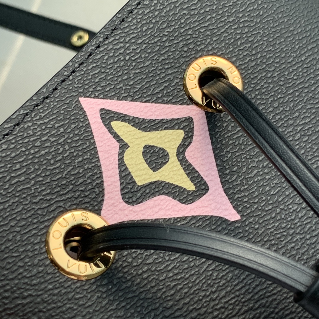 l0*is V*t0n wild at heart néonoé bucket bag -26x22x27cm