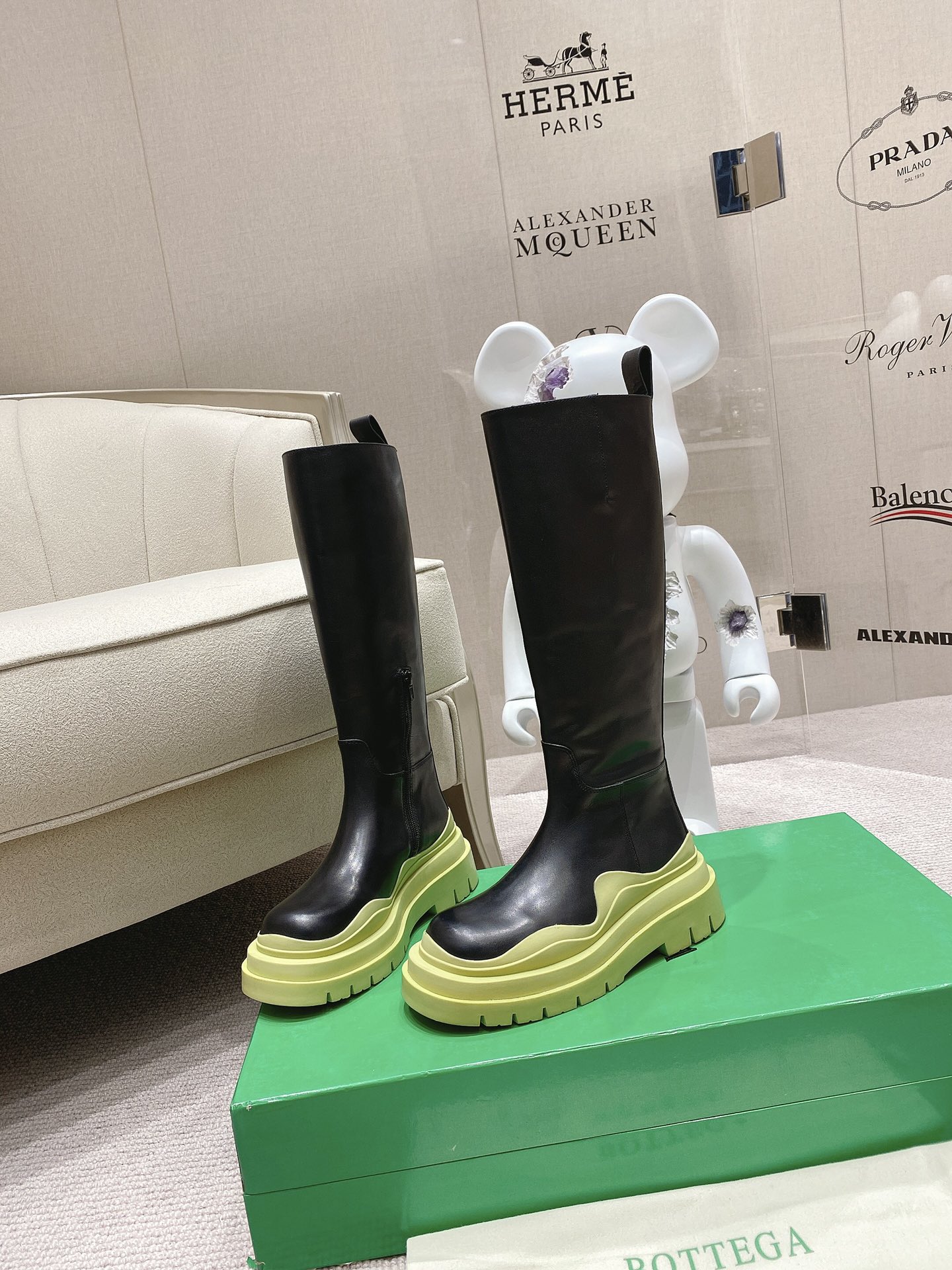 bo*te*ga Ve*ne*ta boots