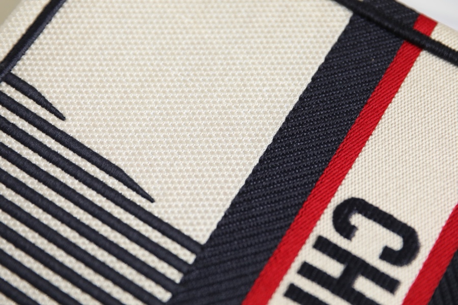 D*or small book tote-36.5cm