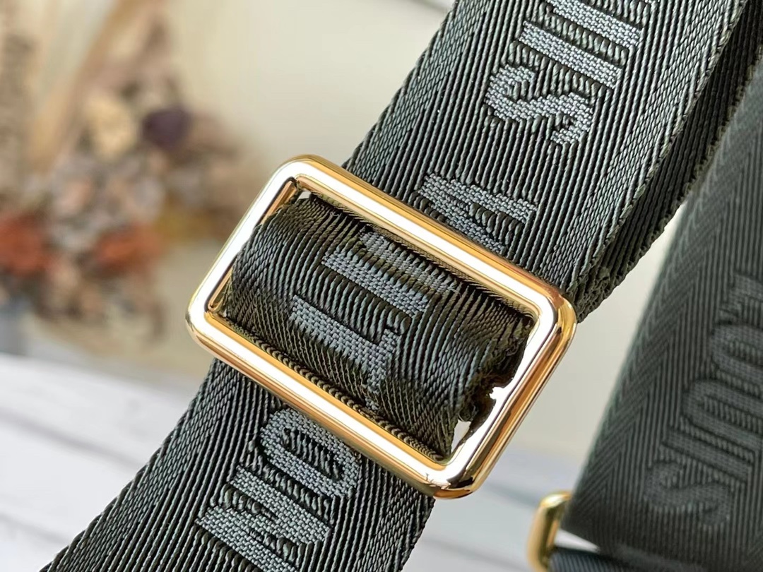 l0*is V*t0n multi pochette accessoires-34 x 21.5 x 5cm