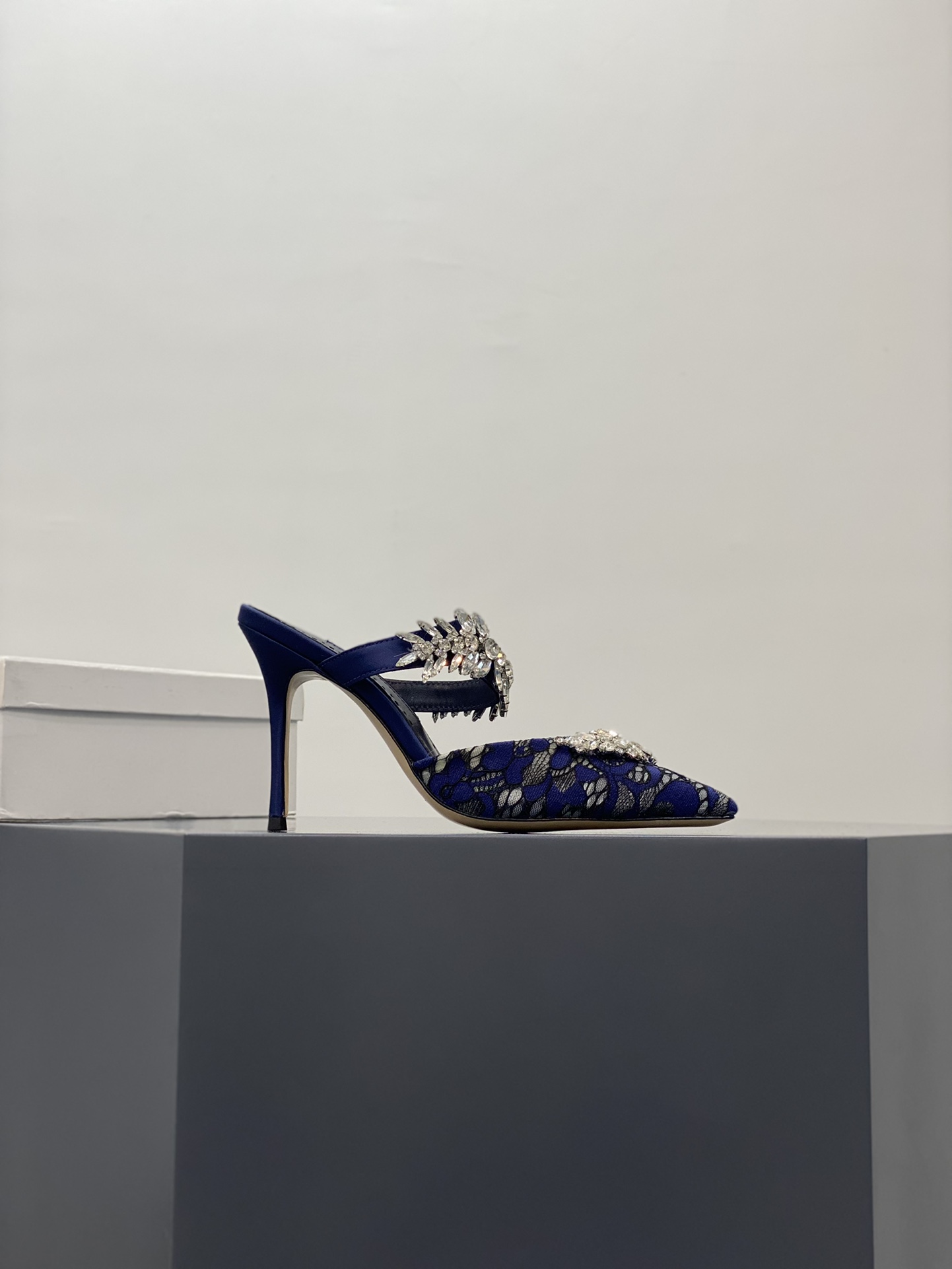 Manolo Blahnik-10CM