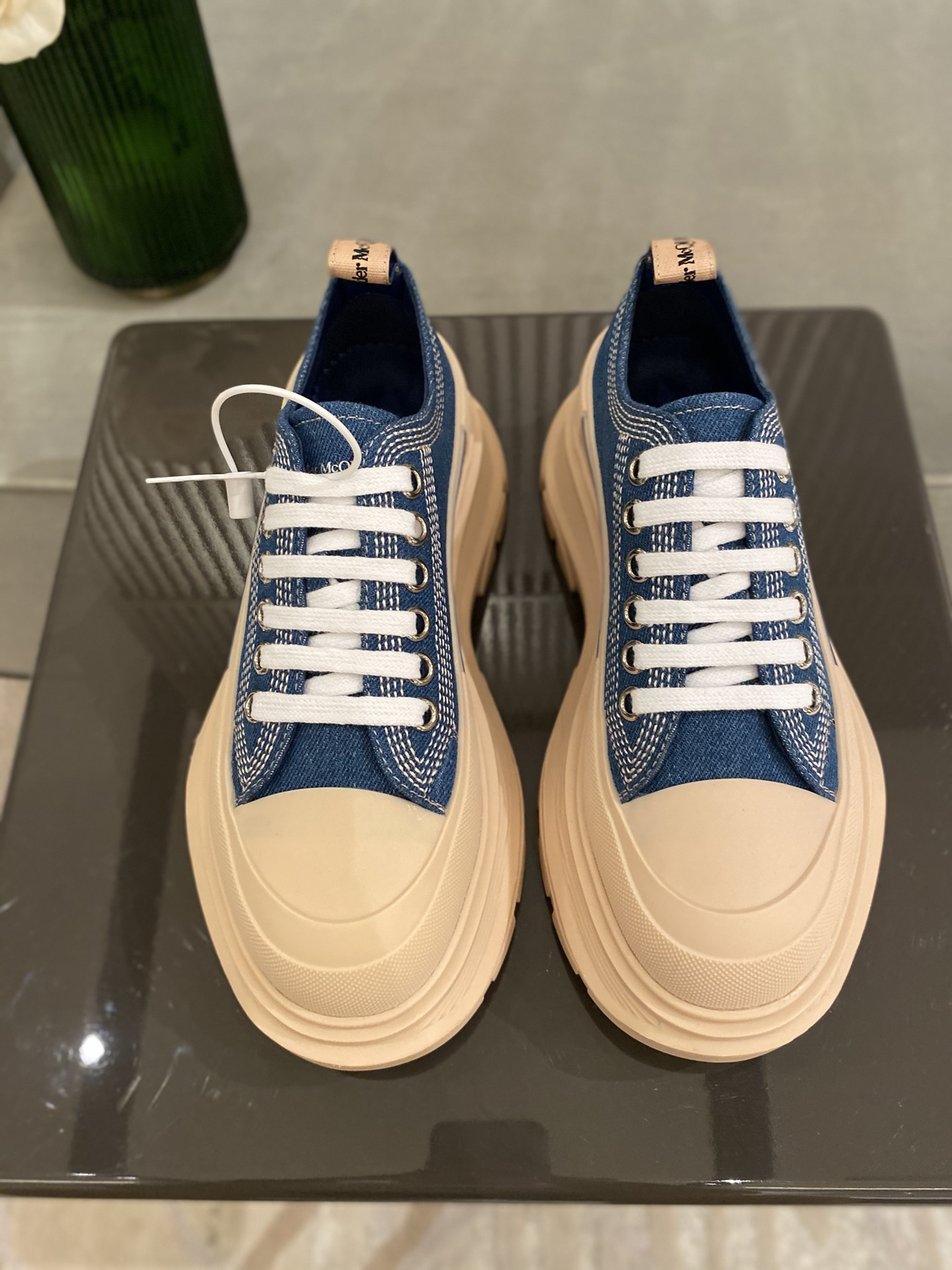 alexander M*Q*en sports shoes