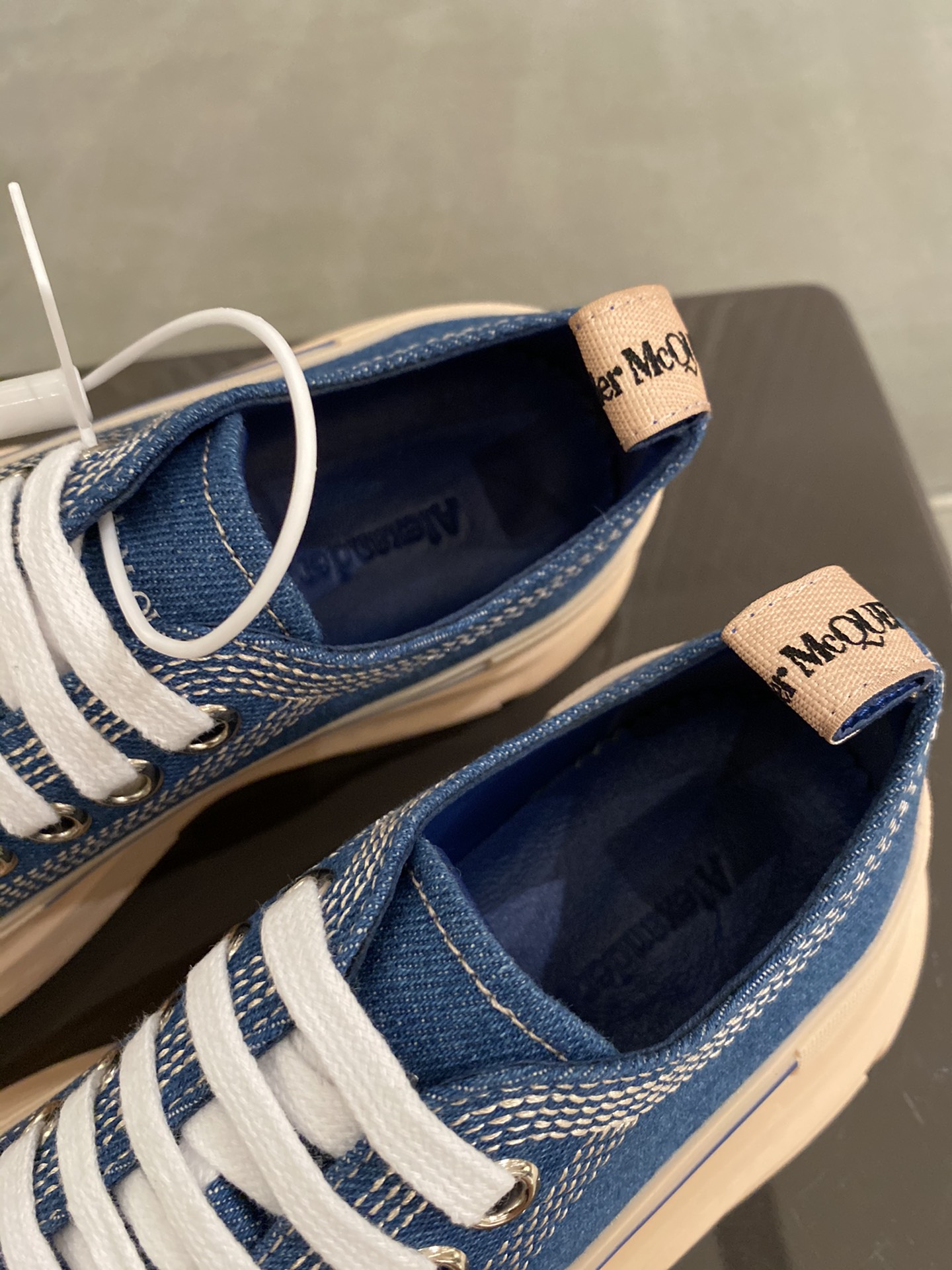 alexander M*Q*en sports shoes