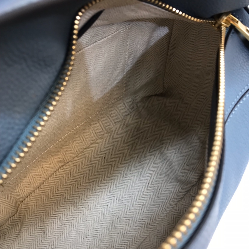 L0ew* puzzle medium bag-29*18*12cm