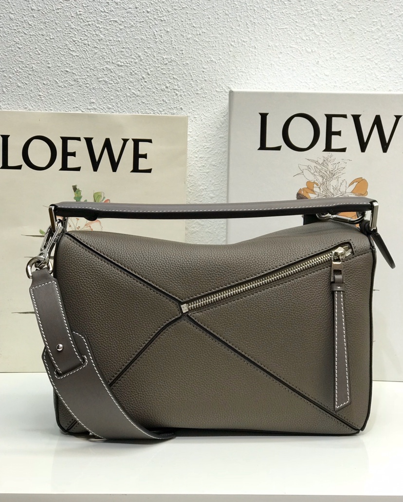 L0ew* puzzle medium bag-29*18*12cm