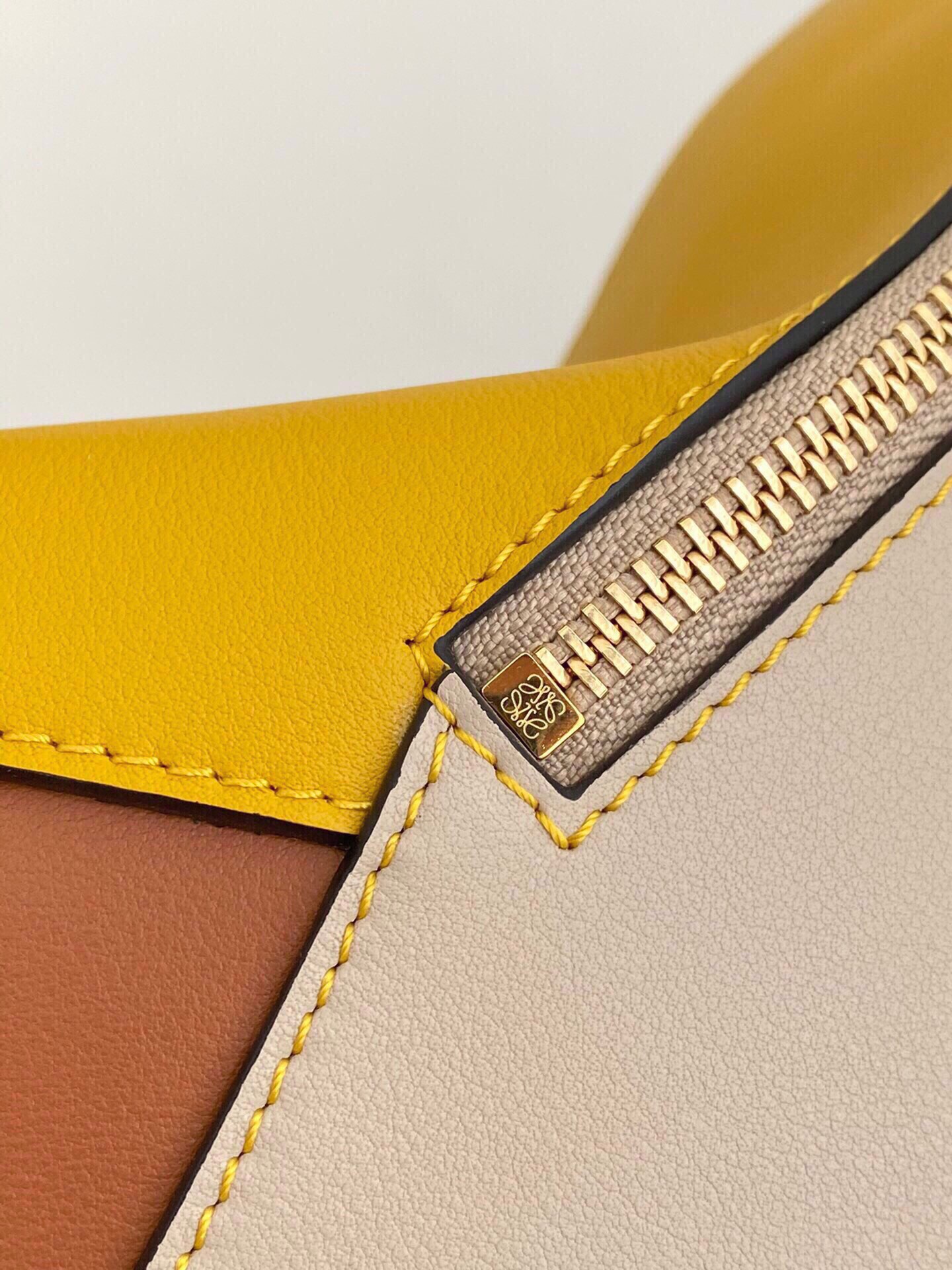 L0ew* puzzle small bag-24*10*14cm