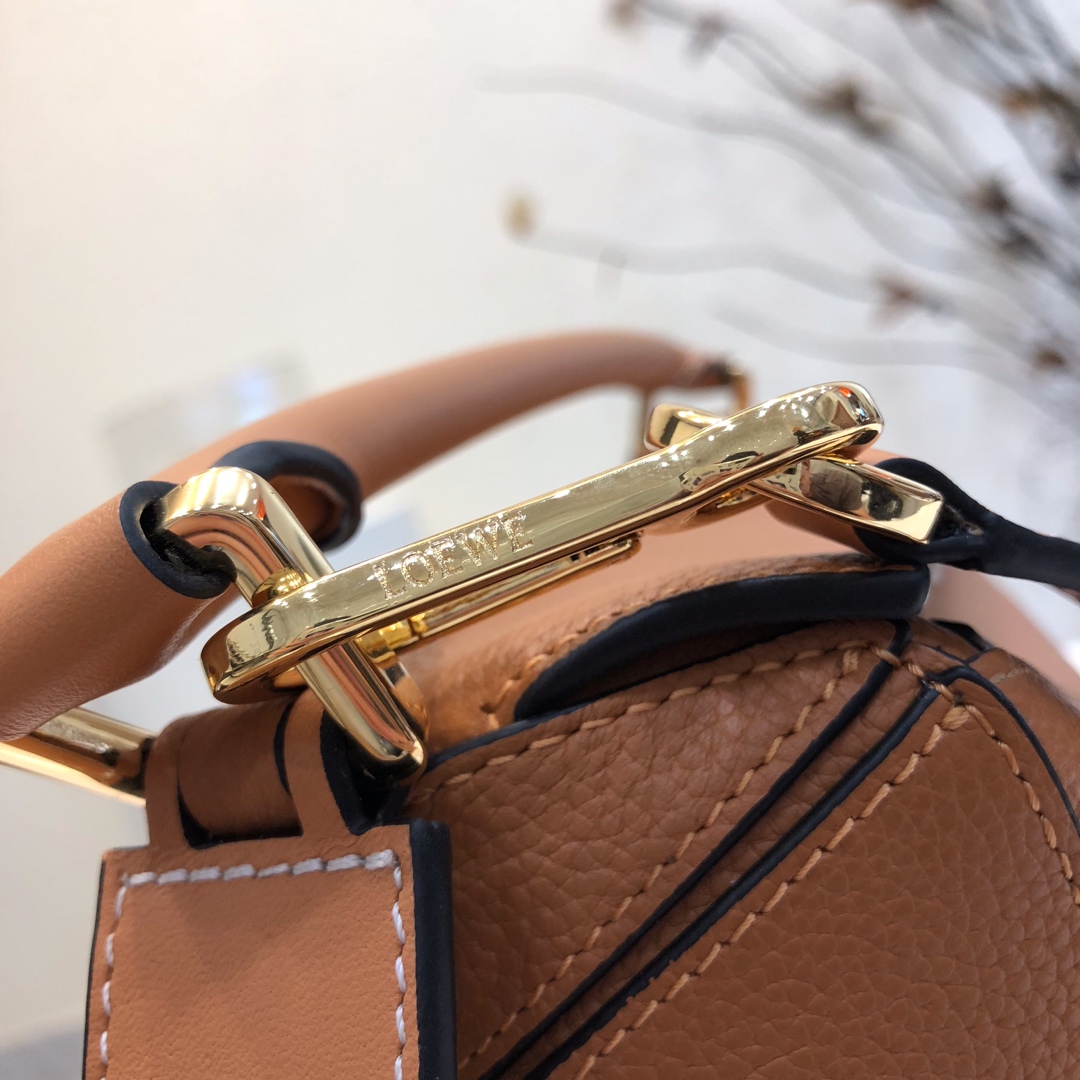 L0ew* puzzle small bag-24*10*14cm