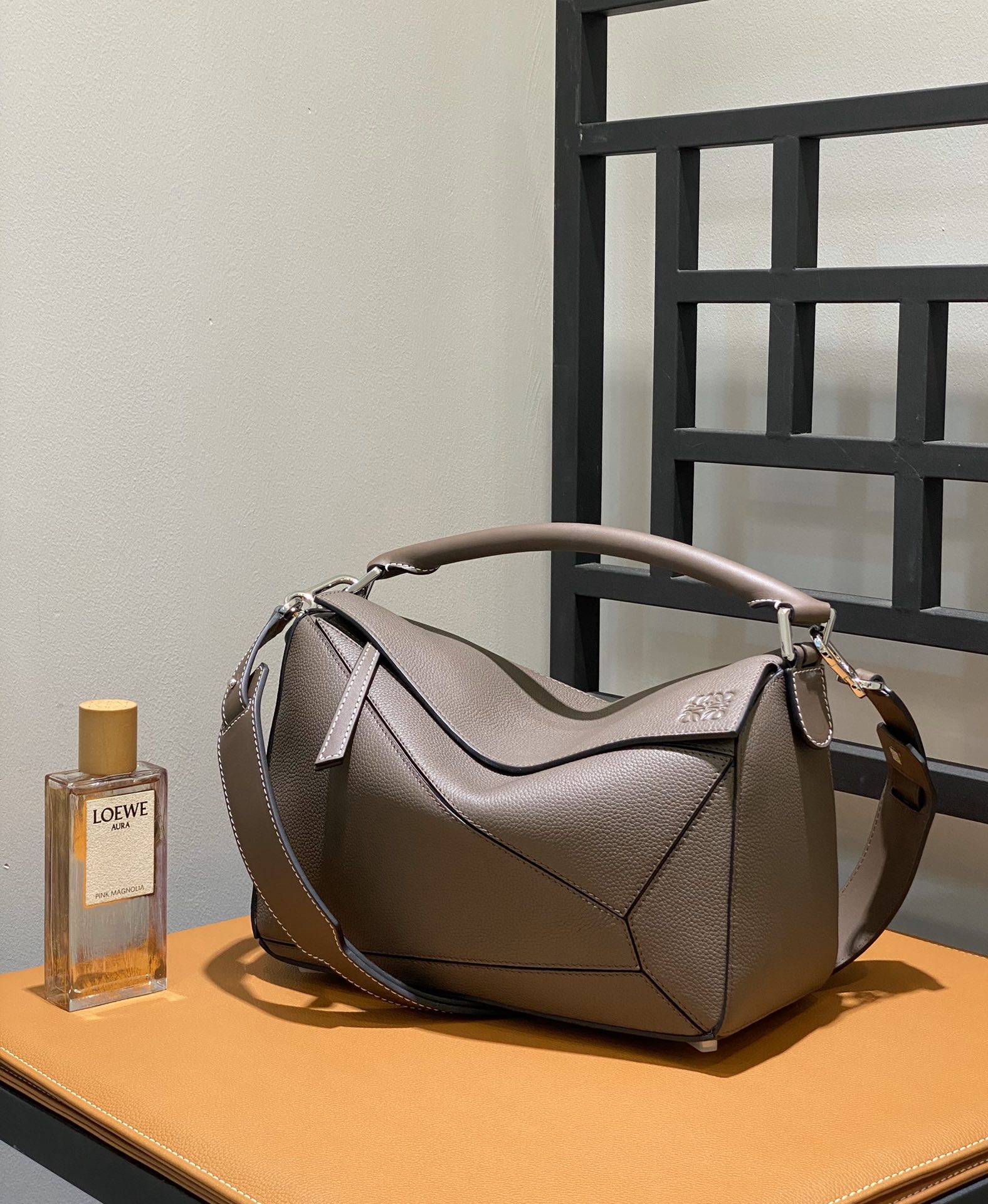 L0ew* puzzle medium bag-29*18*12cm