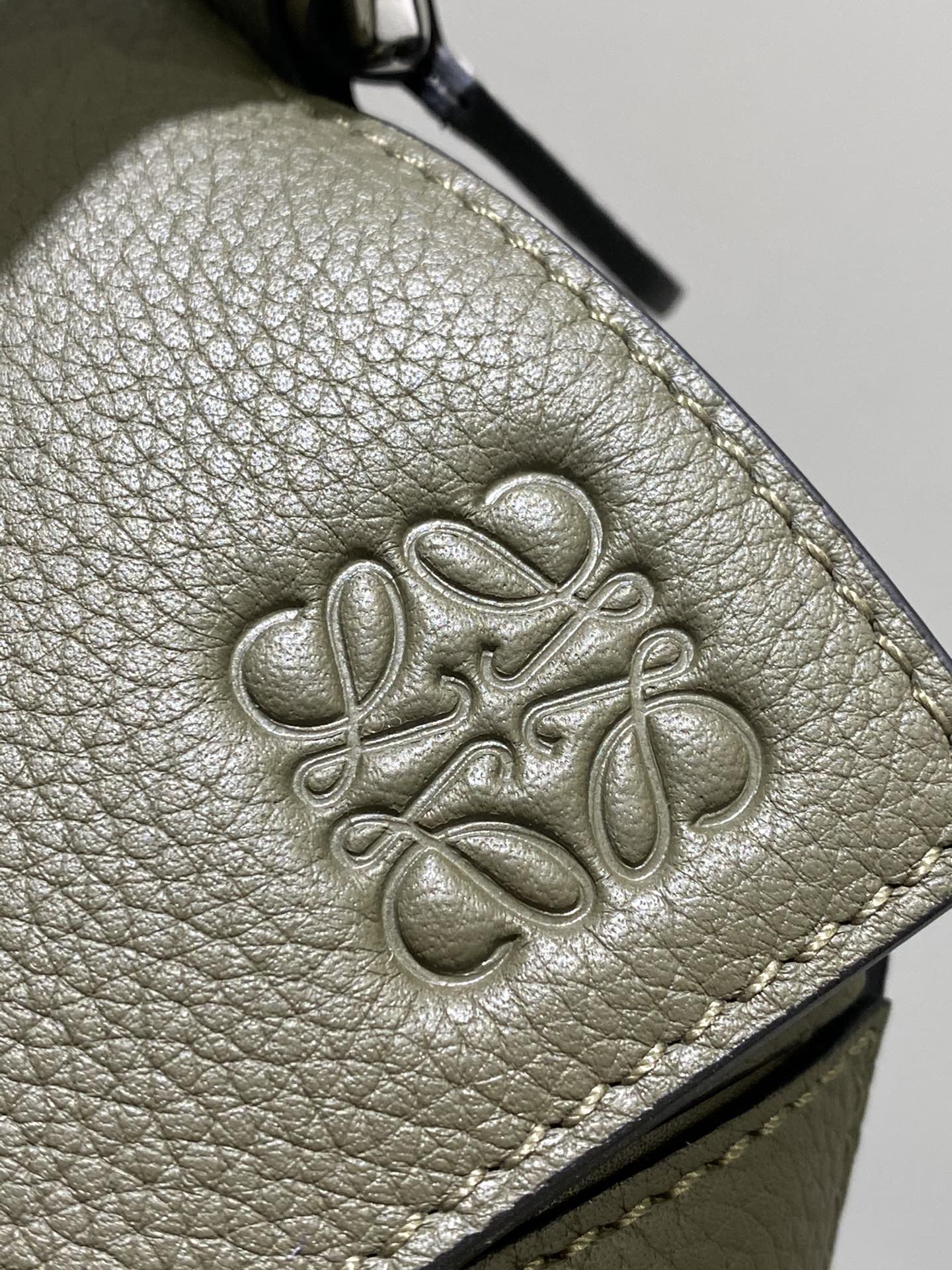 L0ew* puzzle medium bag-29*18*12cm