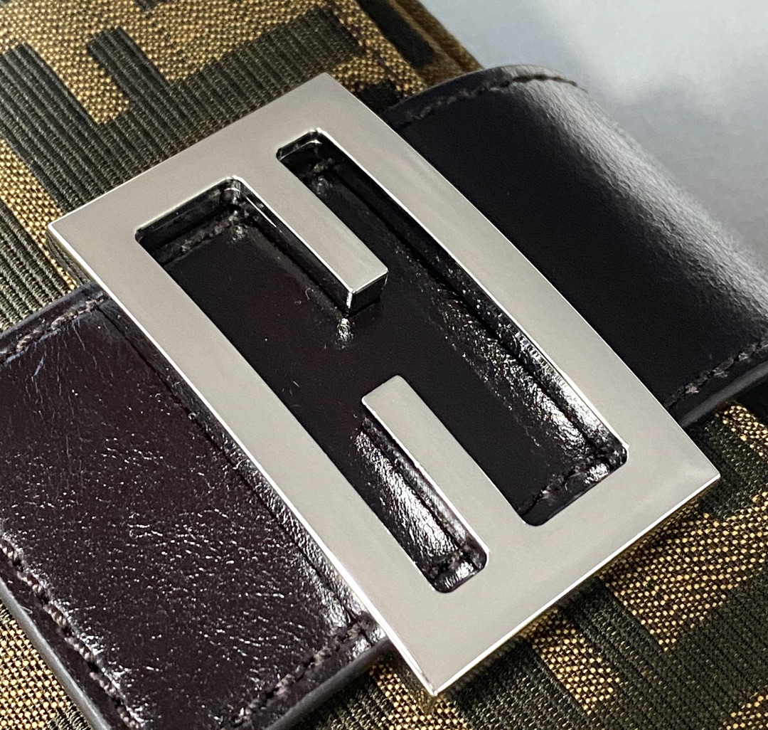 F**di vintage handbags-27*7*18cm