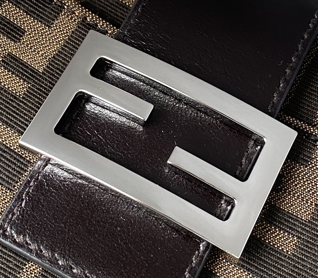 F**di vintage handbags-28×4×24cm