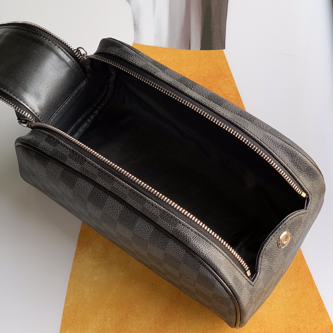 l0*is V*t0n cosmetic bag-m47528-28*16*13cm