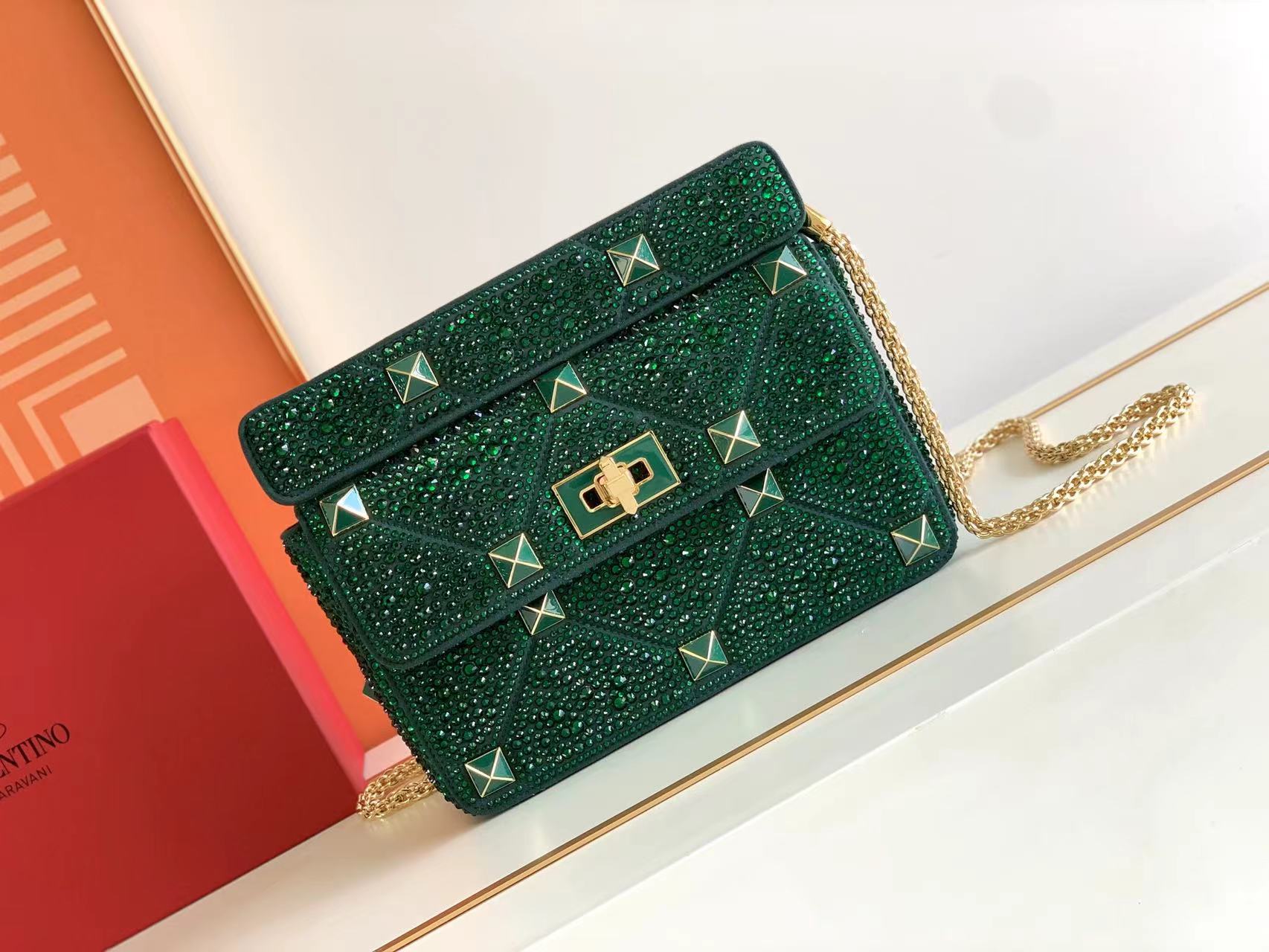 Valentino Roman Stud The Soulder BAG In Nappa With Chain-26x16x8CM