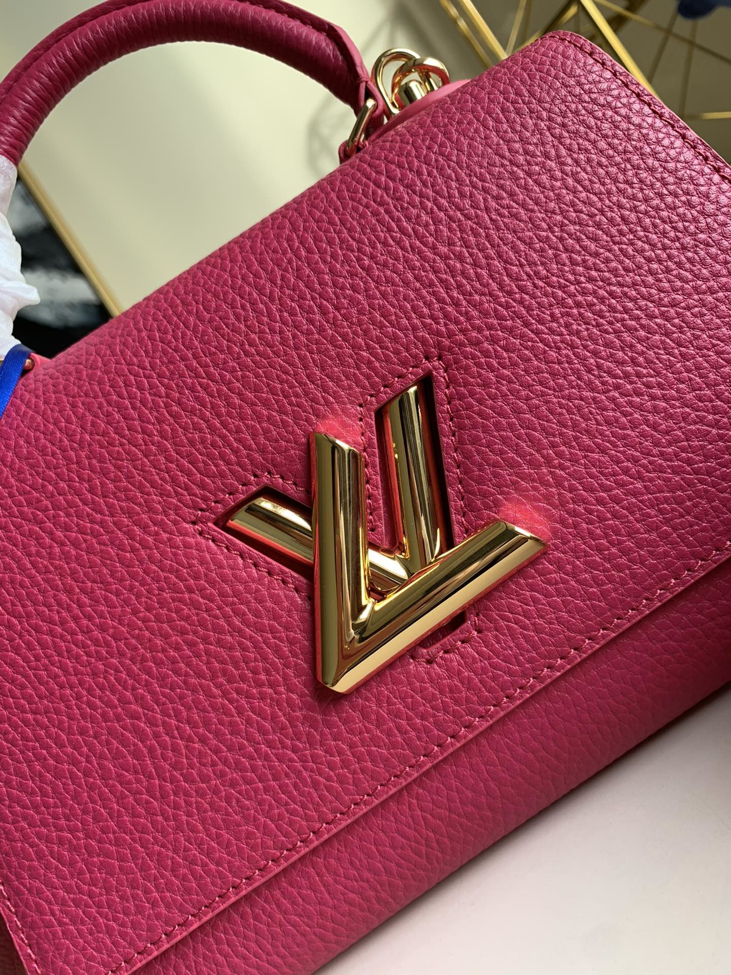 l0*is V*t0n twist one handle-17.0 x 25.0 x 11cm