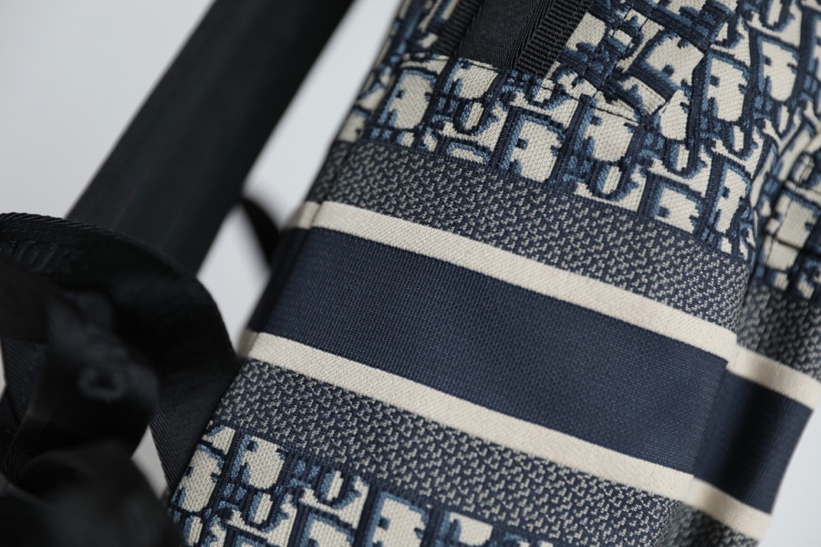 D*or oblique backpack-42x33x15cm