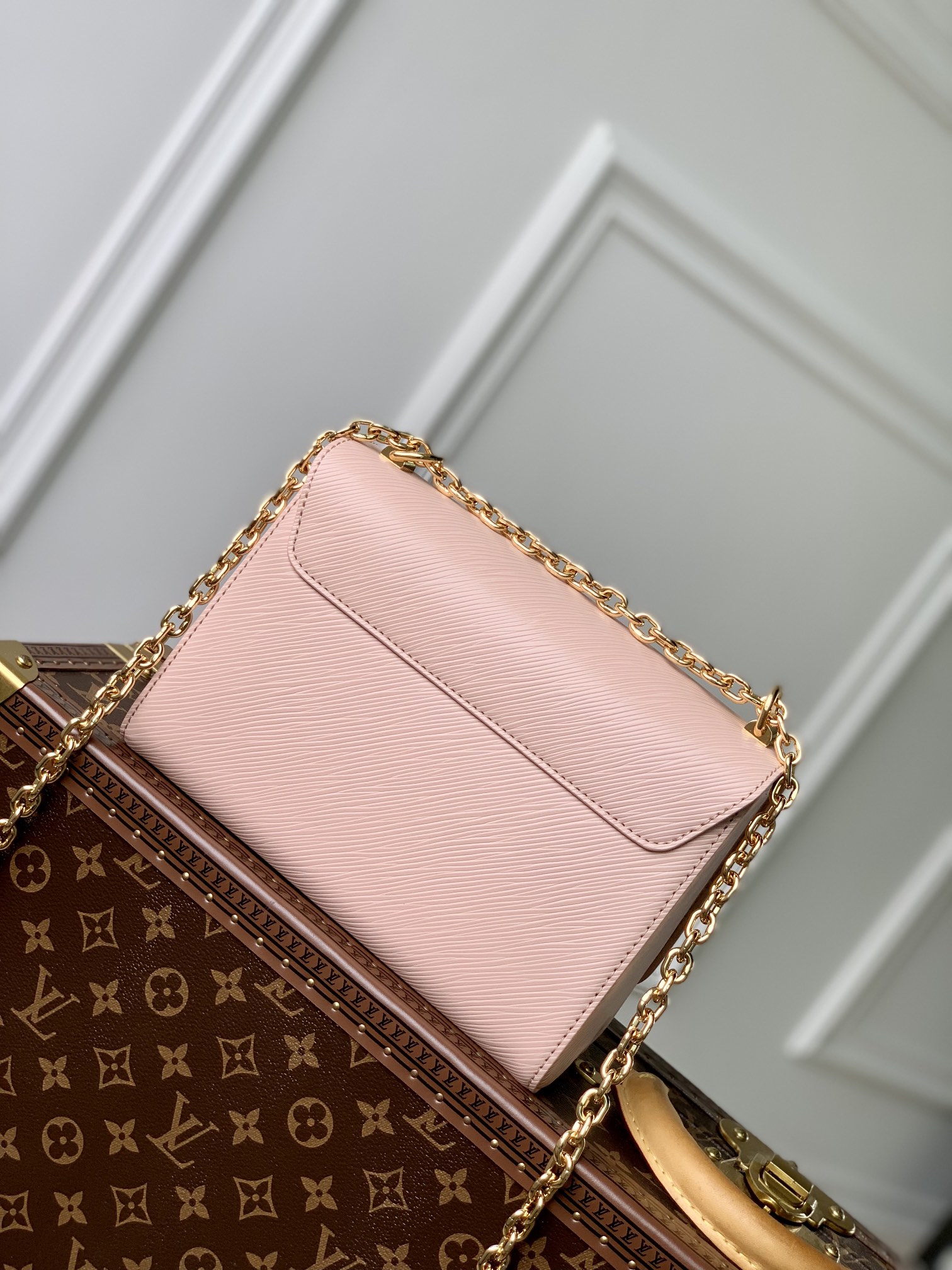 l0*is V*t0n twist mm-23*18*8cm