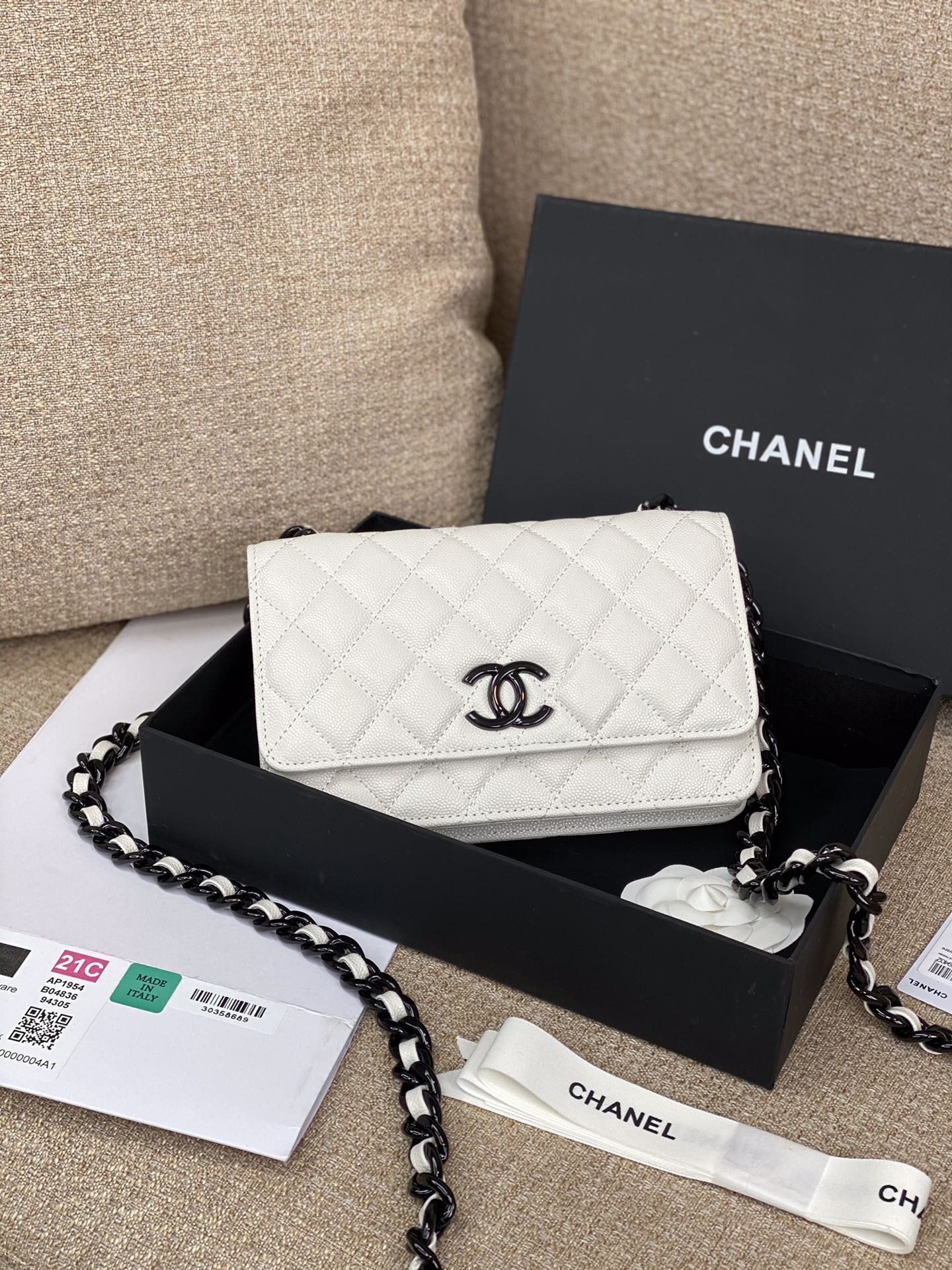 Ch@nel Woc-19*12*3.5CM