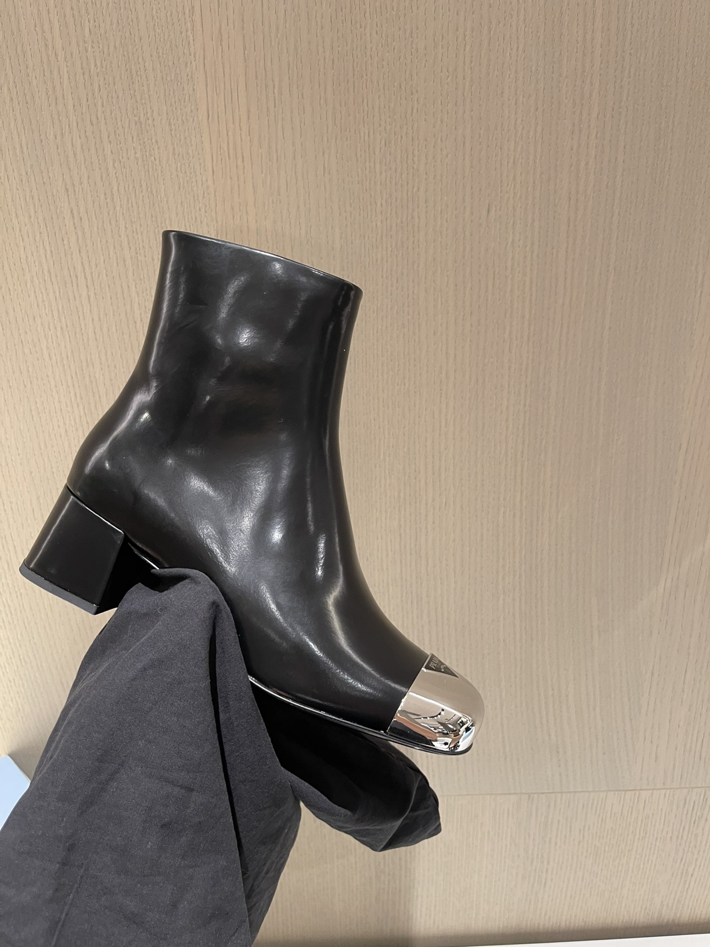 Pra*a loafers 2022ss