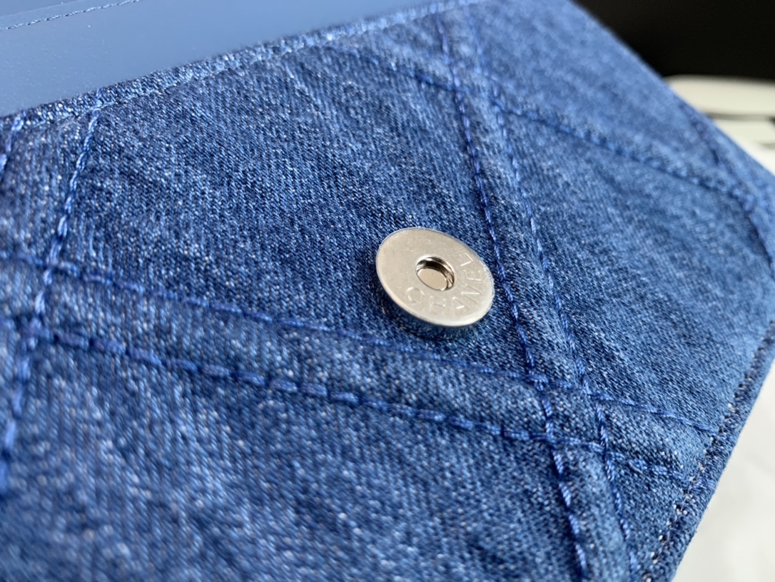 Ch@nel 19 Flap Bag-20*18*9CM