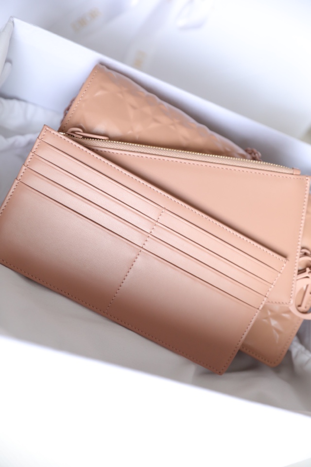 D*or wallet on chain-21.5*11.5*3cm