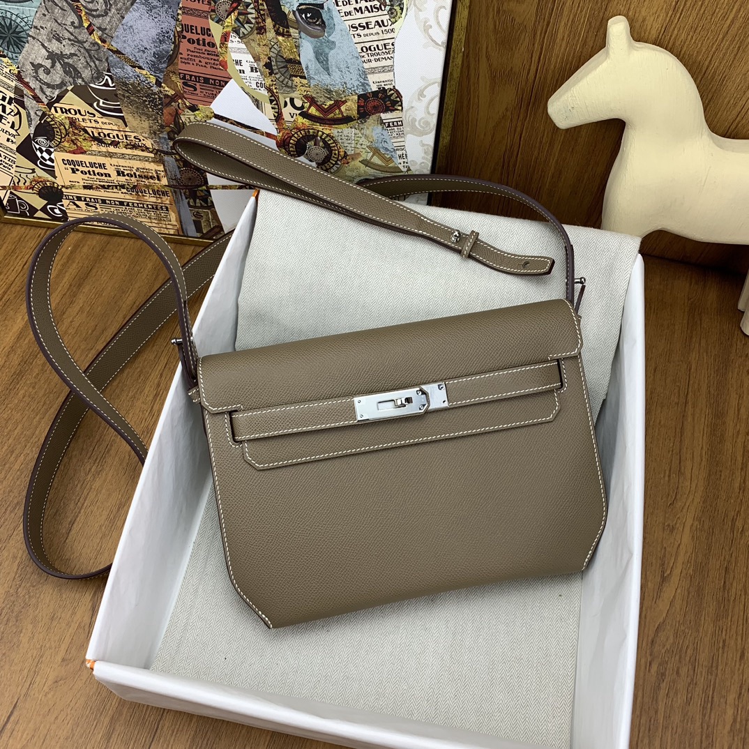 H**me5 Epsom Kelly Depeches 25 Pouch-29CM