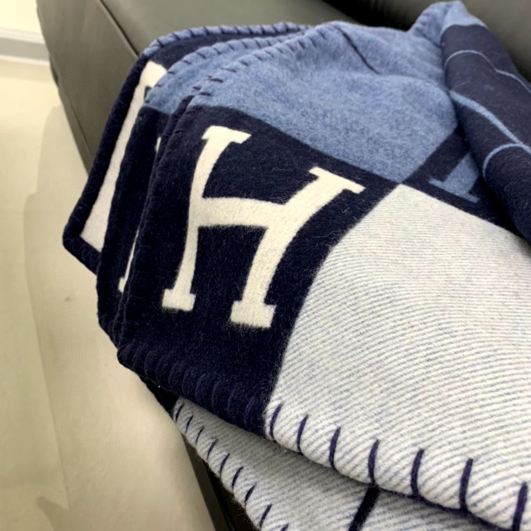 H**mes blankets-180*140cm