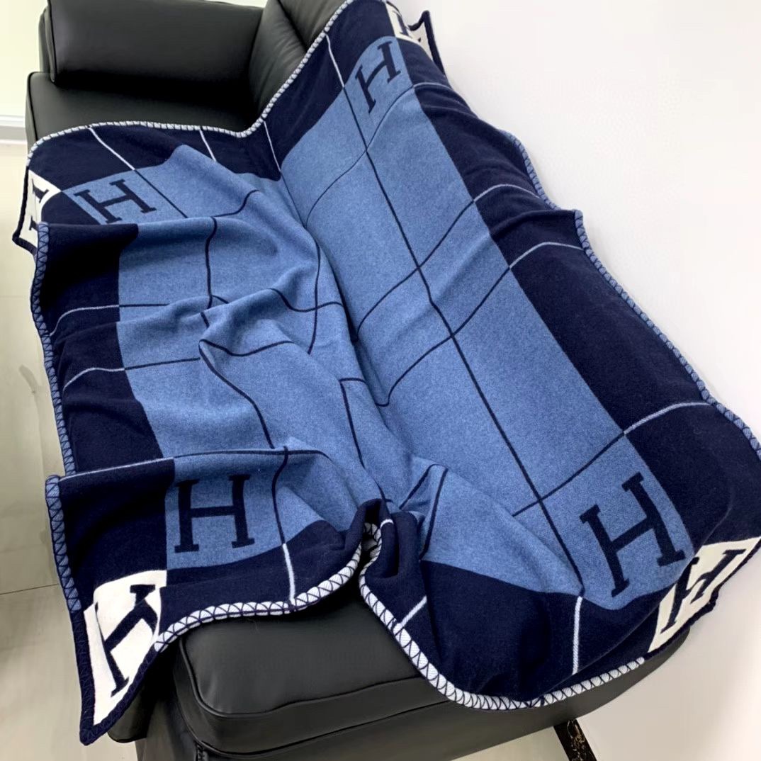 H**mes blankets-180*140cm