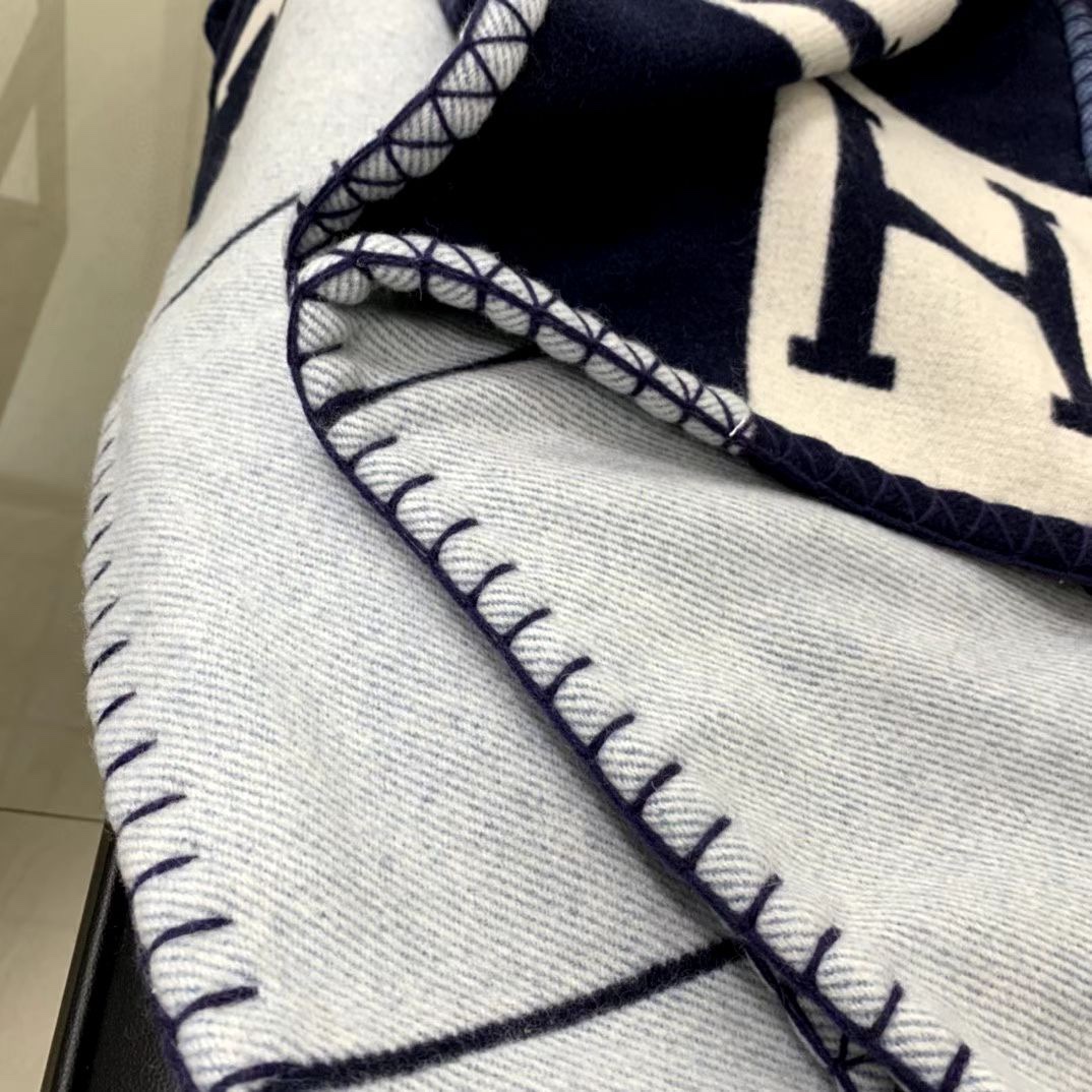 H**mes blankets-180*140cm