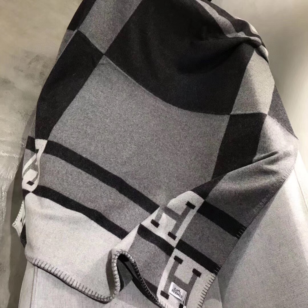 H**mes blankets-180*140cm