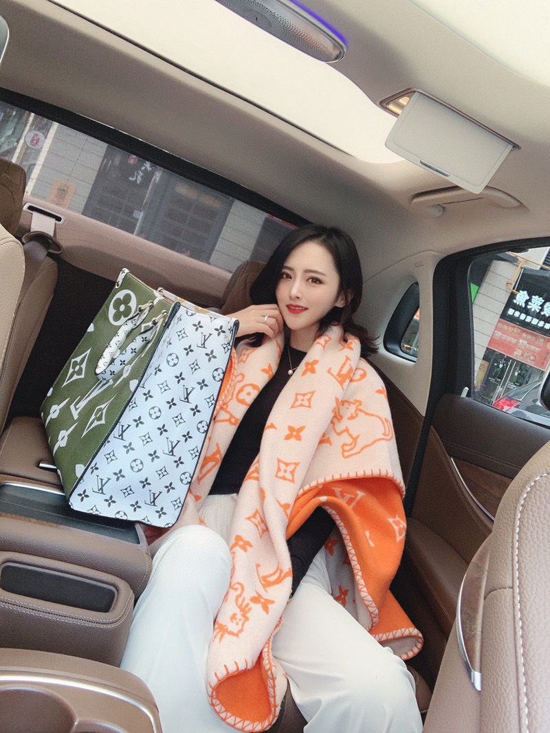 l0*is V*t0n blankets-180*140cm