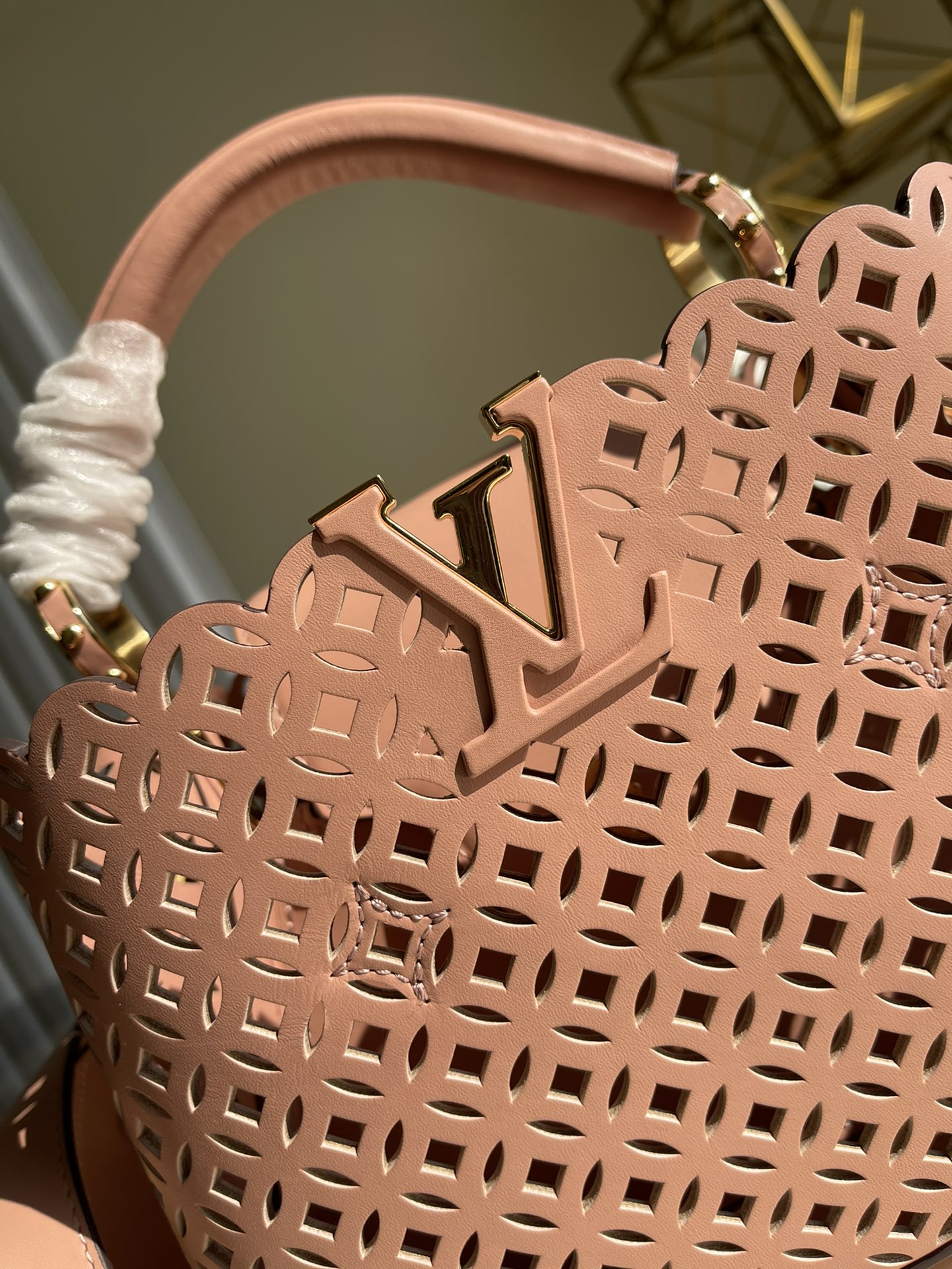 l0*is V*t0n capucines handlebag-21* 14* 8&27*21*10cm