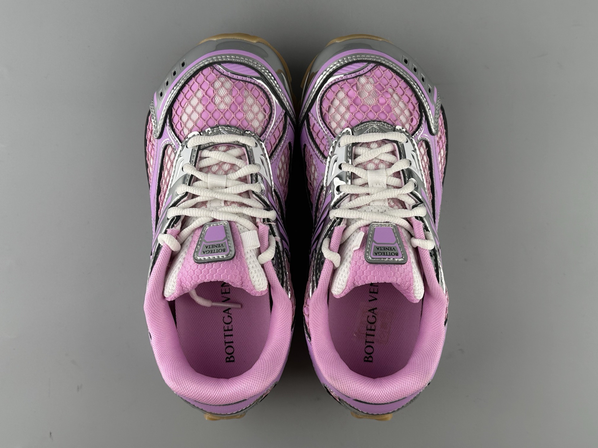 b0tt*ga Ven*ta orbit sneaker