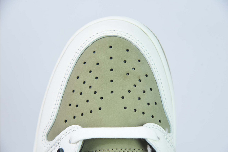 Travis Scott X Air Jordan 1 LOW Gold