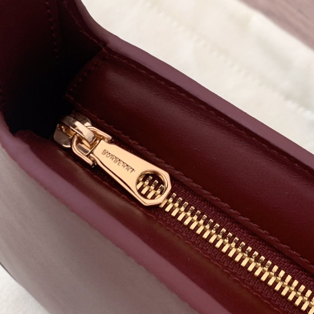 B**rry armpit bag-28x14x5cm