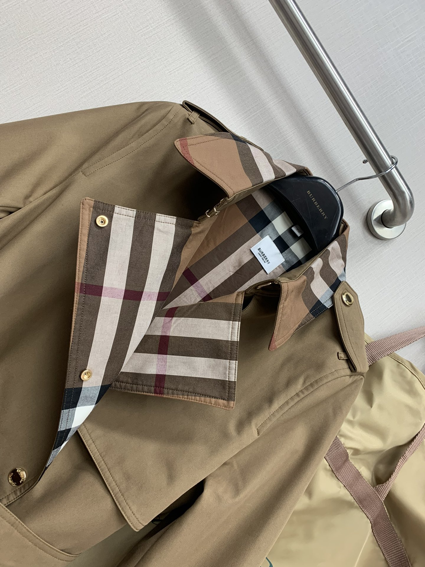 B**rry 204ss trench