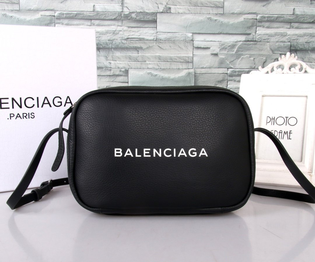 Ba*len*cia*ga camera bag-19*12*5&25*19*6cm