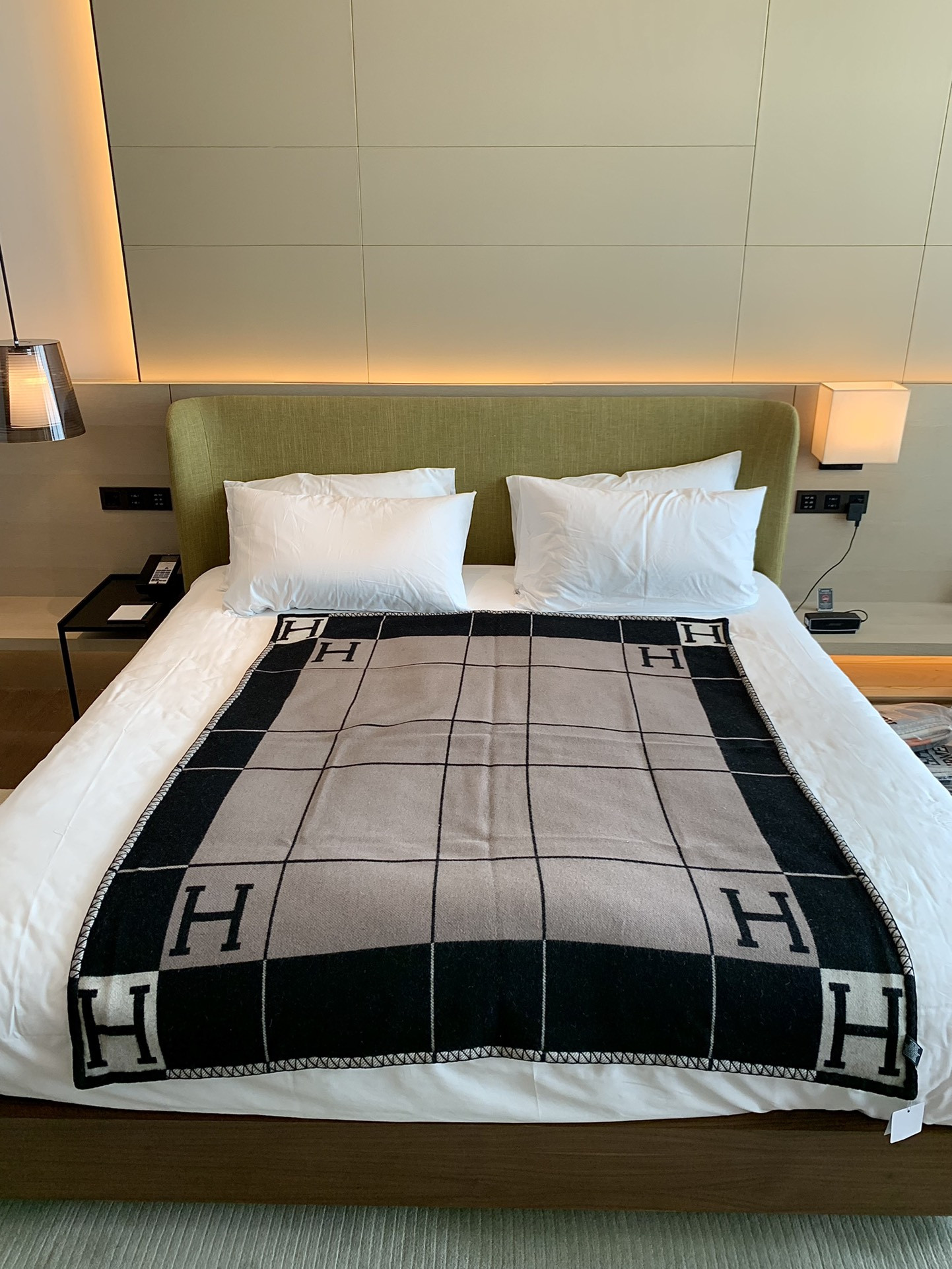 H**mes blankets-170*135cm