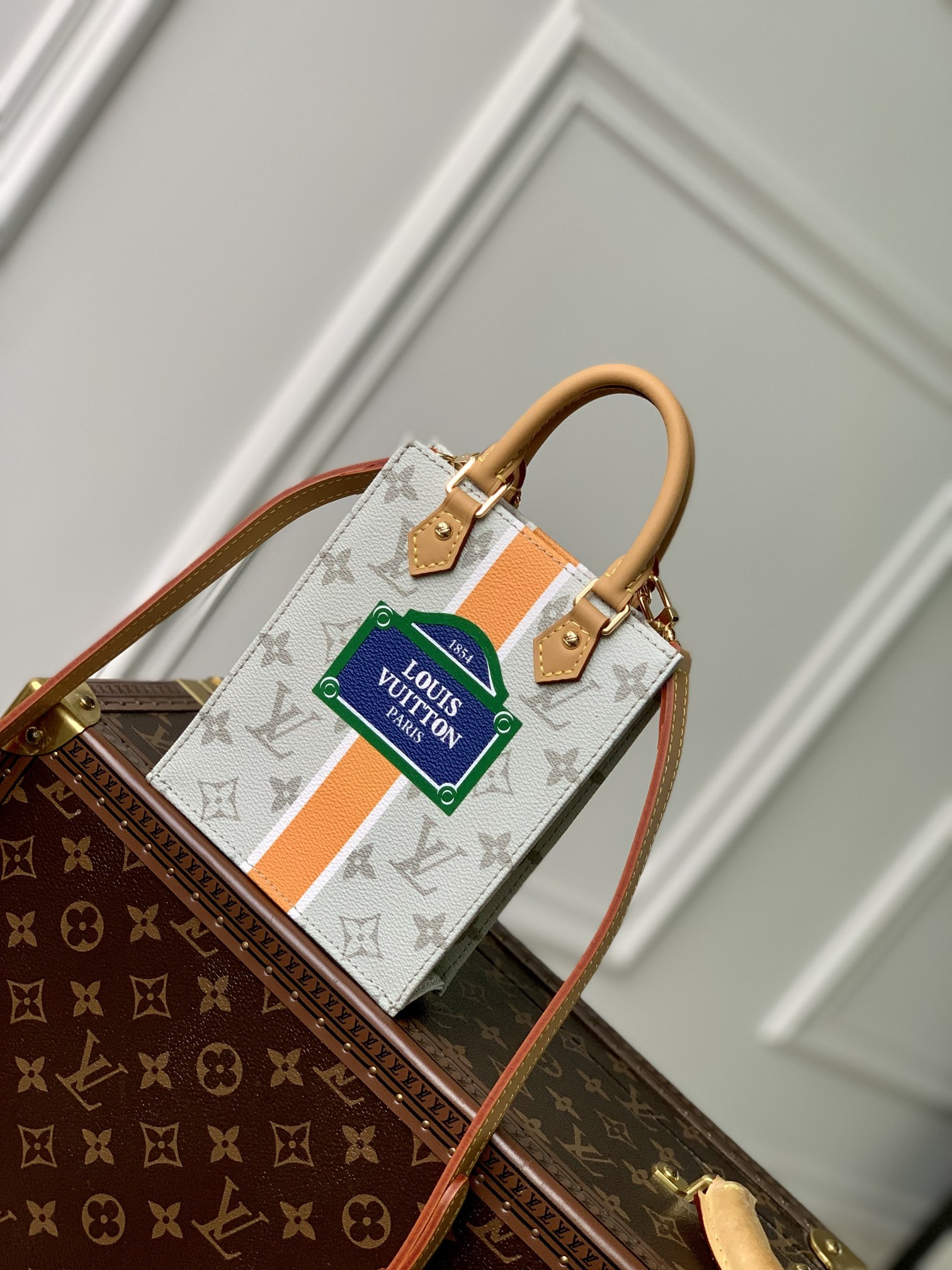 l0*is V*t0n petit sac plat -14 x 17 x 5cm