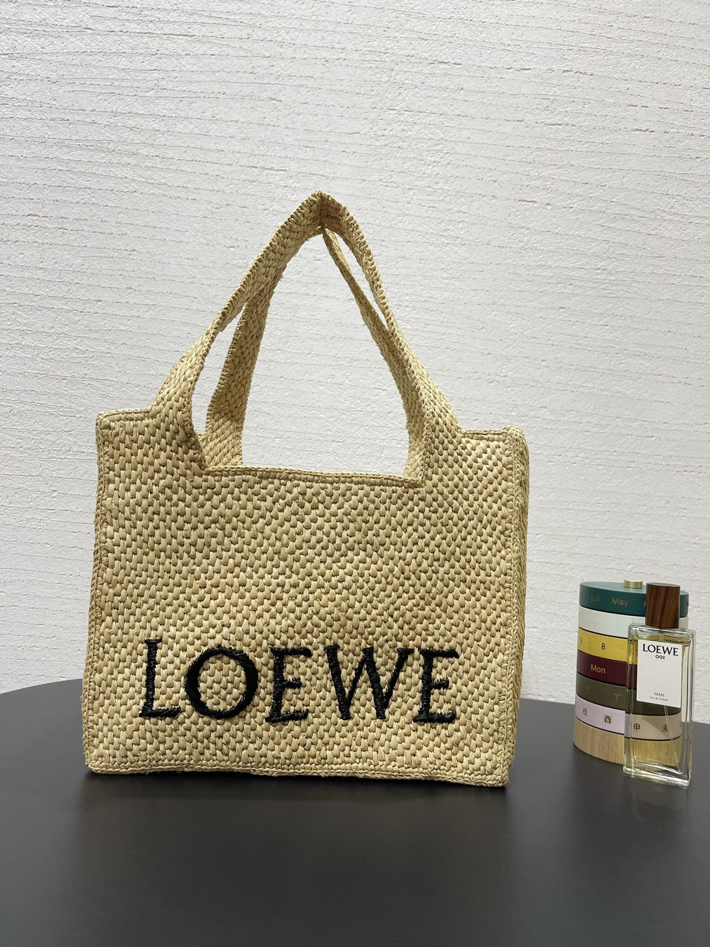 L0ew* raffia font tote bag-30✕15✕25.5cm