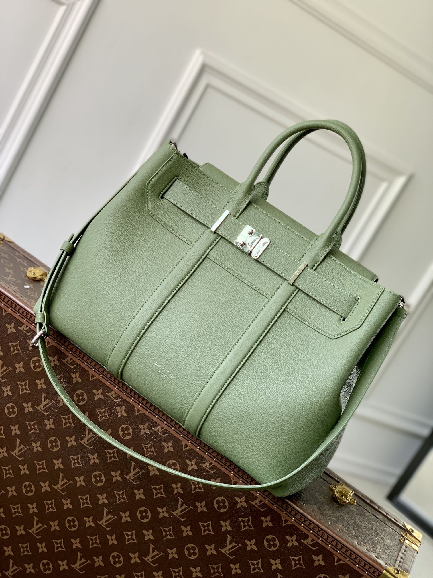 l0vis Vvtt0n georges tote sj bag-41x29 x14cm