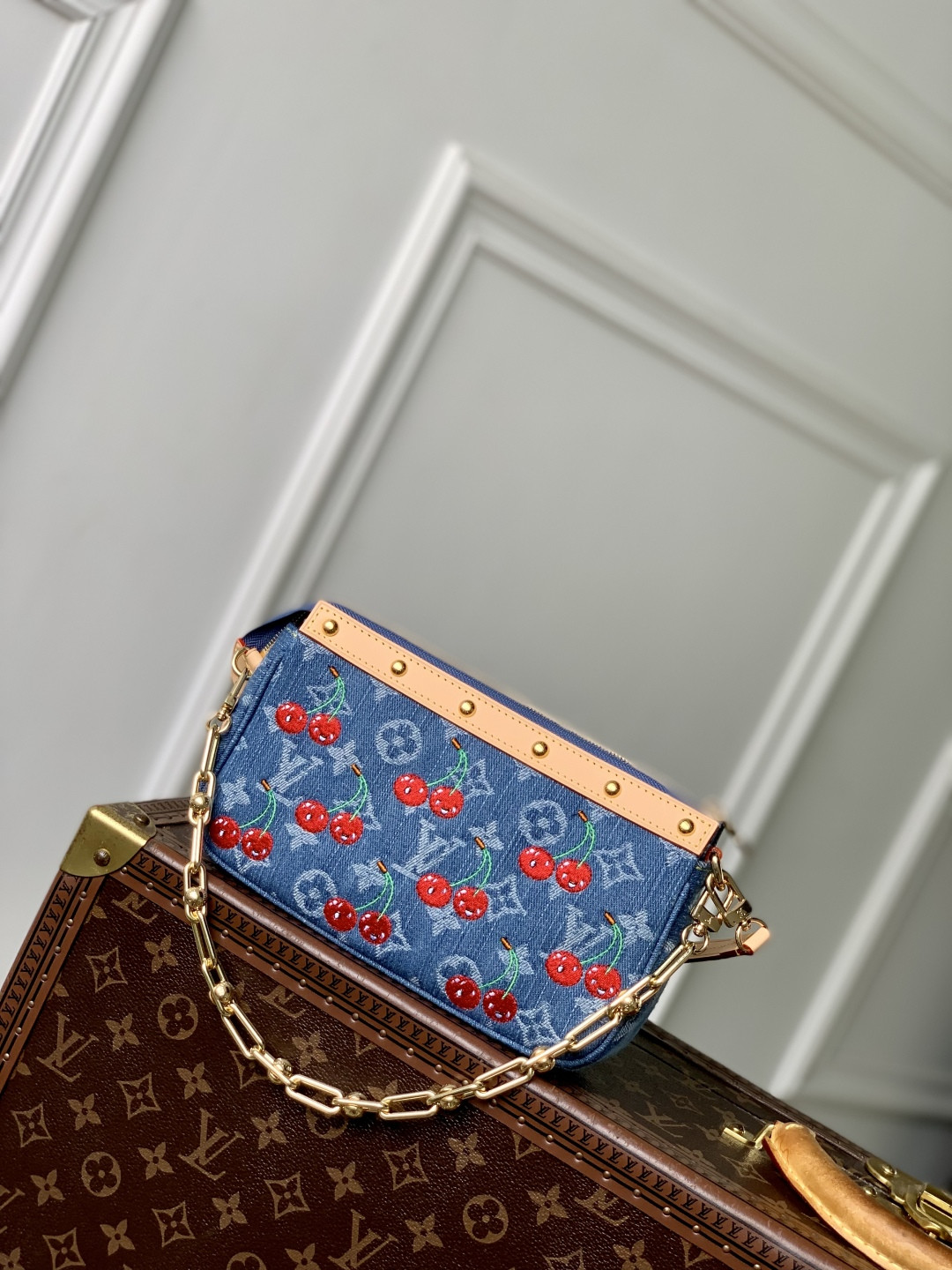 l0vis Vvtt0n pochette accessoires bag-22 x 13 x 4cm